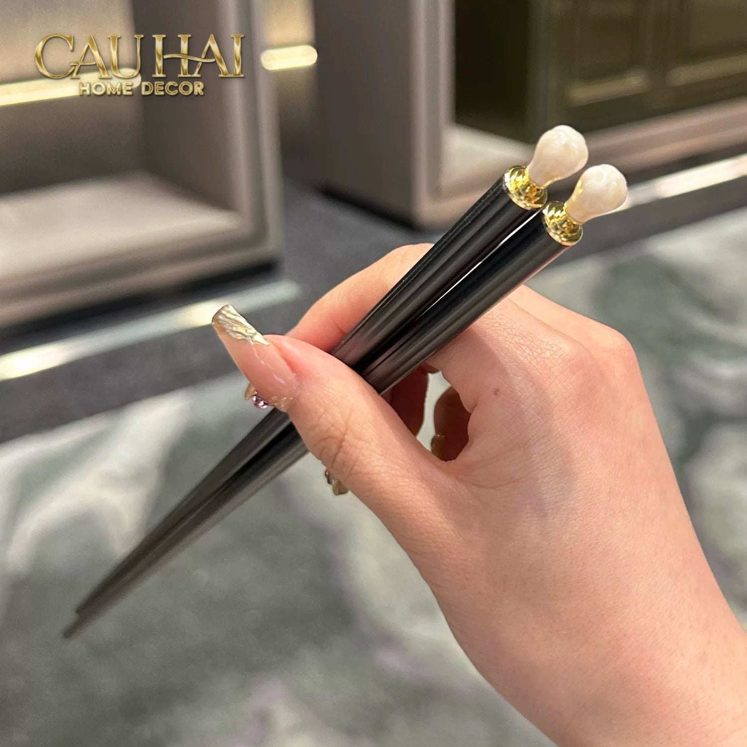 Set 5 Đôi Đũa Sợi Thuỷ Tinh White Pearl Jewelry PET Chopsticks 24.5cm-CẬU HAI HOME DECOR