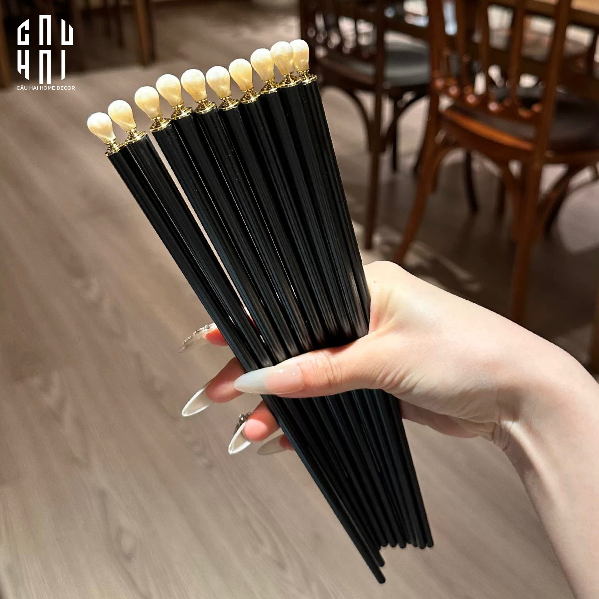 Set 5 Đôi Đũa Sợi Thuỷ Tinh White Pearl Jewelry PET Chopsticks 24.5cm-CẬU HAI HOME DECOR