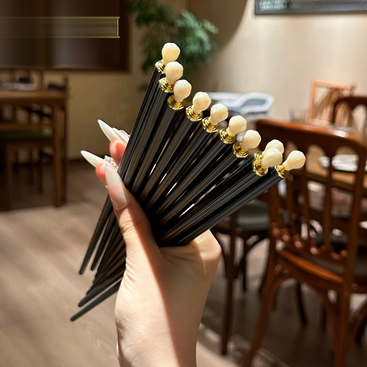 Set 5 Đôi Đũa Sợi Thuỷ Tinh  White Pearl Jewelry PET Chopsticks 24.5cm