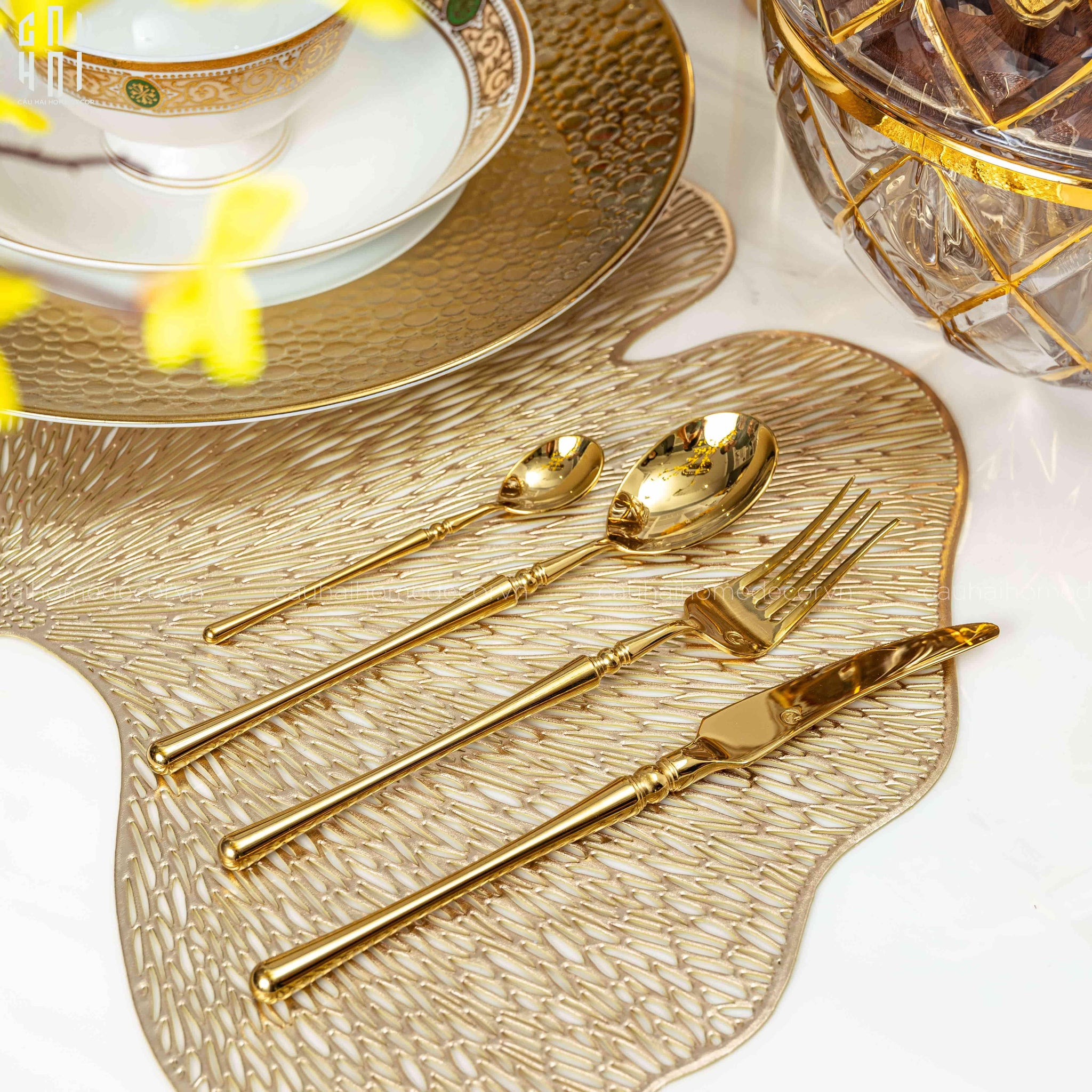 Set Dao Muỗng Nĩa 4 Món Haute Glamour Trident - Shining Golden Premium Cutlery 4pcs-CẬU HAI HOME DECOR