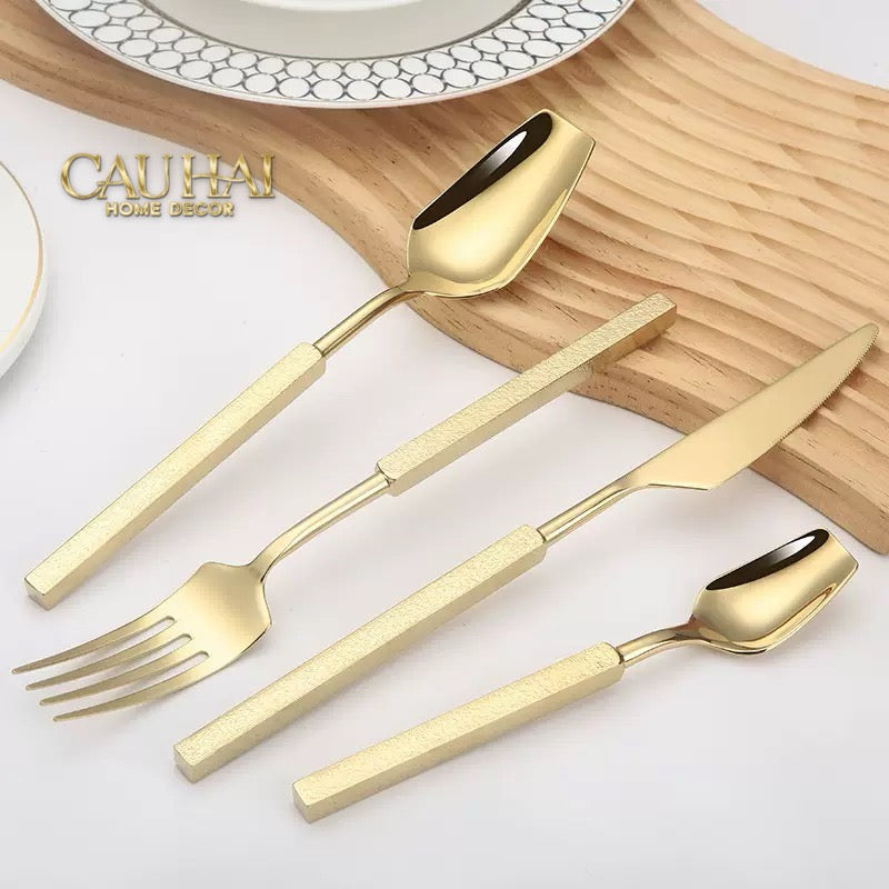 Set Dao Muỗng Nĩa 4 Món Raw Metal Gold Hybrid Dinner Cutlery Set 4pcs-CẬU HAI HOME DECOR