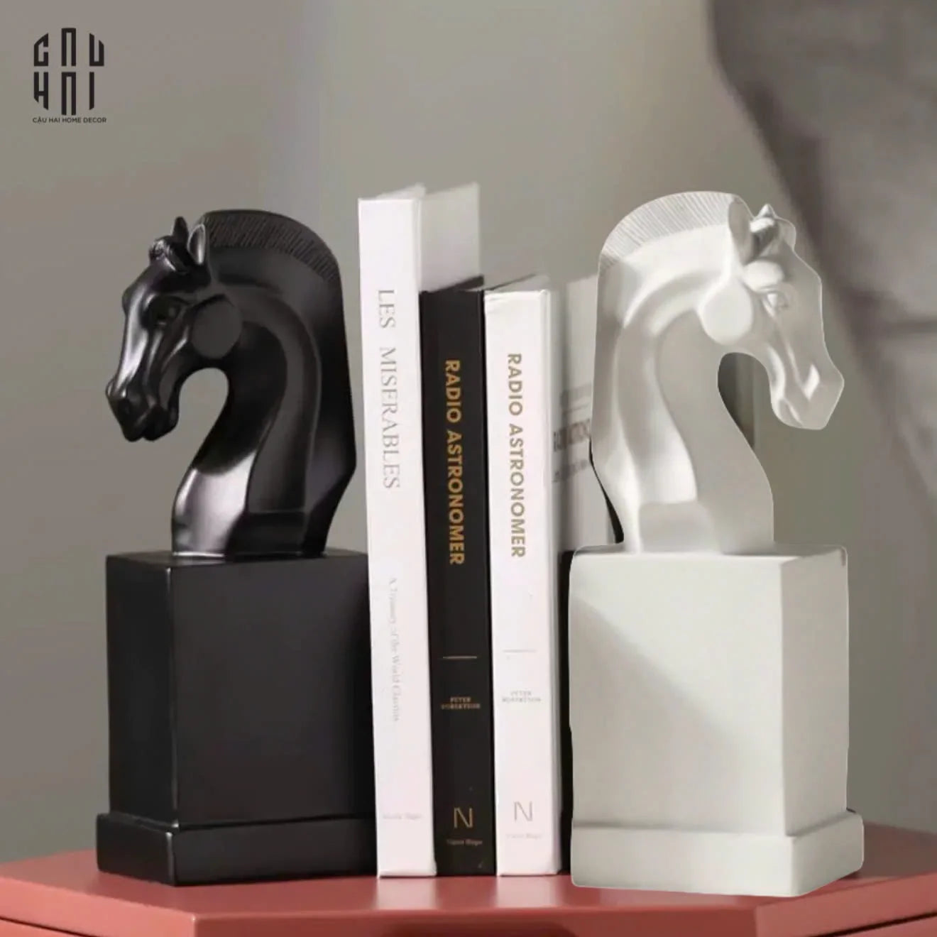 SET TƯỢNG CHẶN SÁCH RÉFLEXION CAVALLIERE-CẬU HAI HOME DECOR
