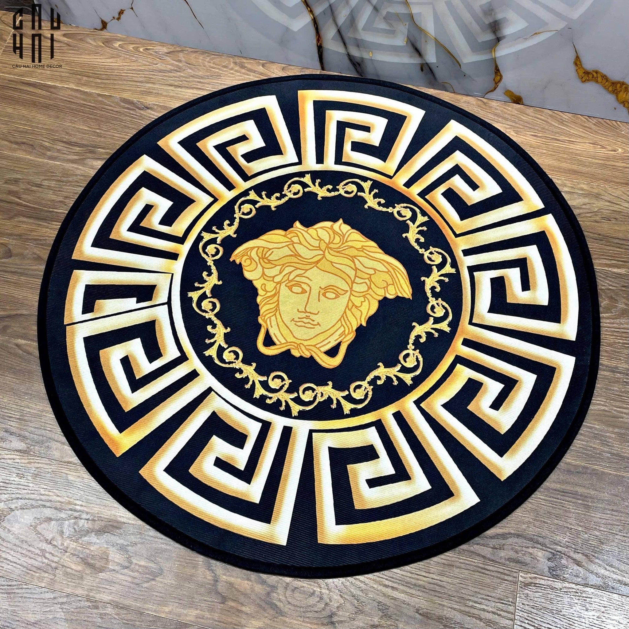 THẢM TRÒN D80 TRẢI SÀN NHUNG BỈ - ROUND CARPET GIANNI VERS. MEDUSA GREEK KEY-CẬU HAI HOME DECOR