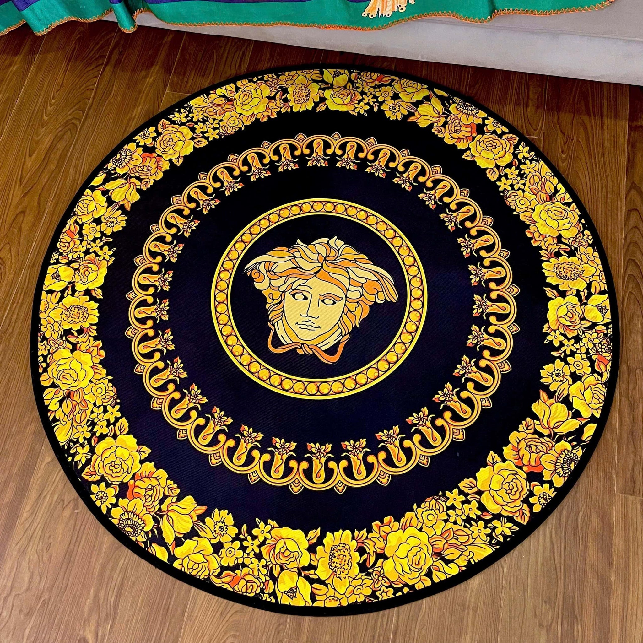 THẢM TRÒN NHUNG BỈ - ROUND CARPET - D100 GIANNI VERS. MEDUSA BAROQUE-CẬU HAI HOME DECOR