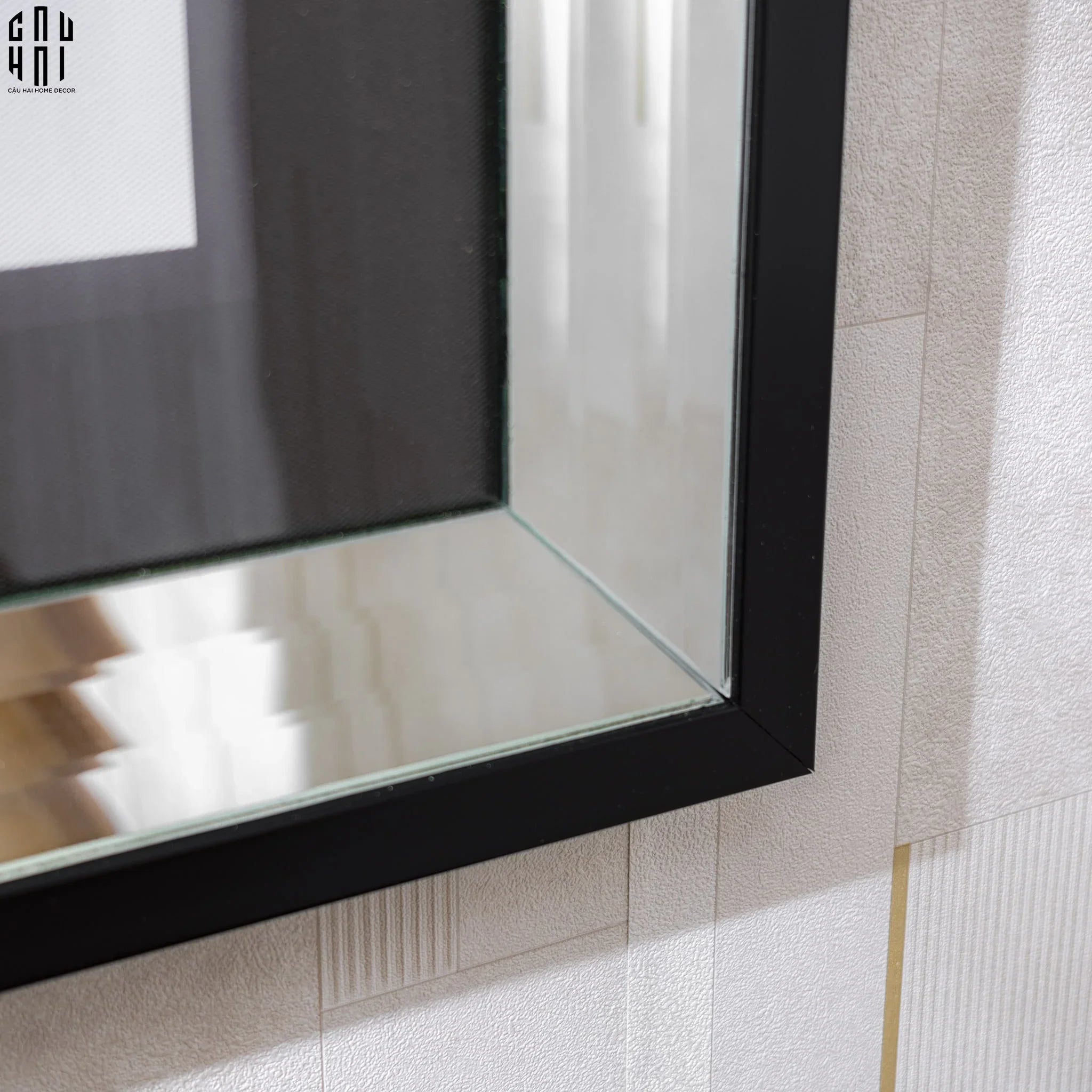 TRANH CANVAS CAO CẤP C-HAT GIRL 80X120CM - PHIÊN BẢN VIỀN ỐP GƯƠNG-CẬU HAI HOME DECOR