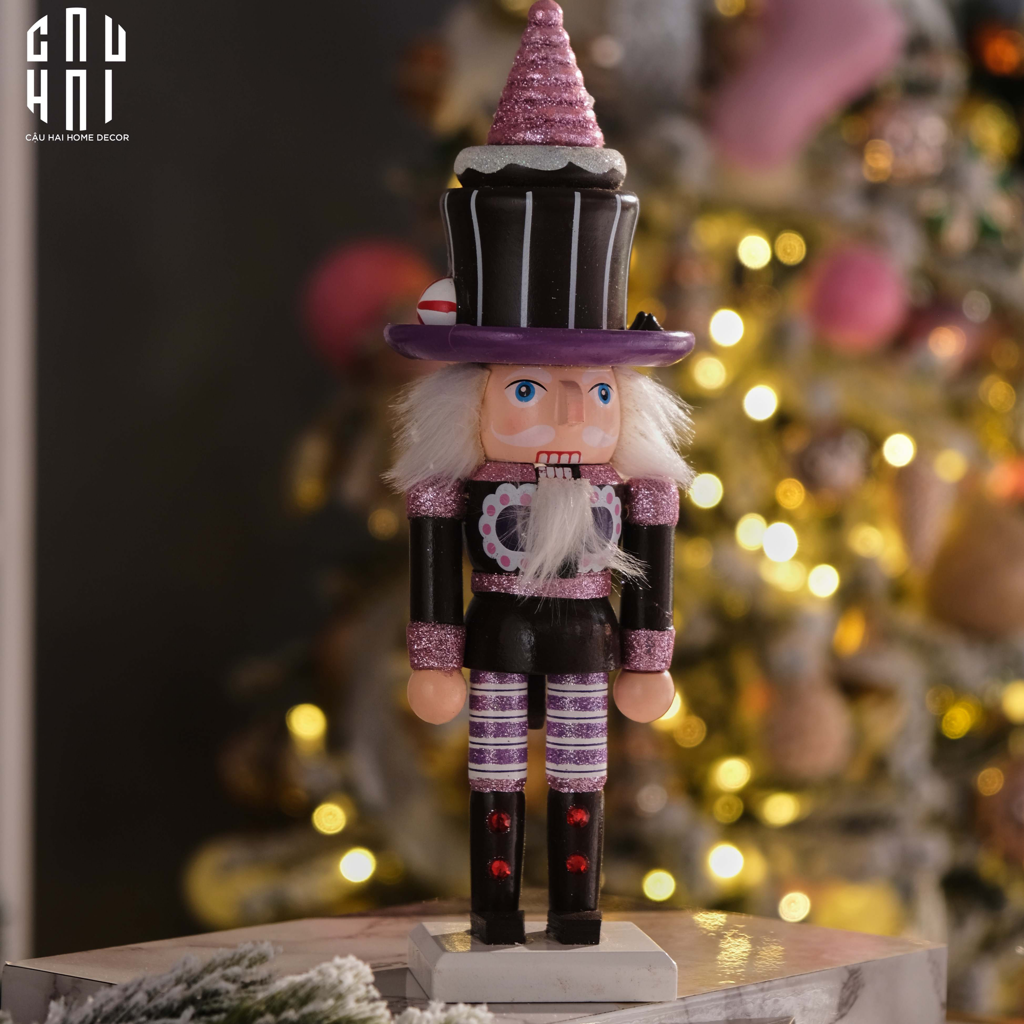 TƯỢNG CHÚ LÍNH CHÌ - MUSKERTEER NUTCRACKER CUPCAKE-CẬU HAI HOME DECOR