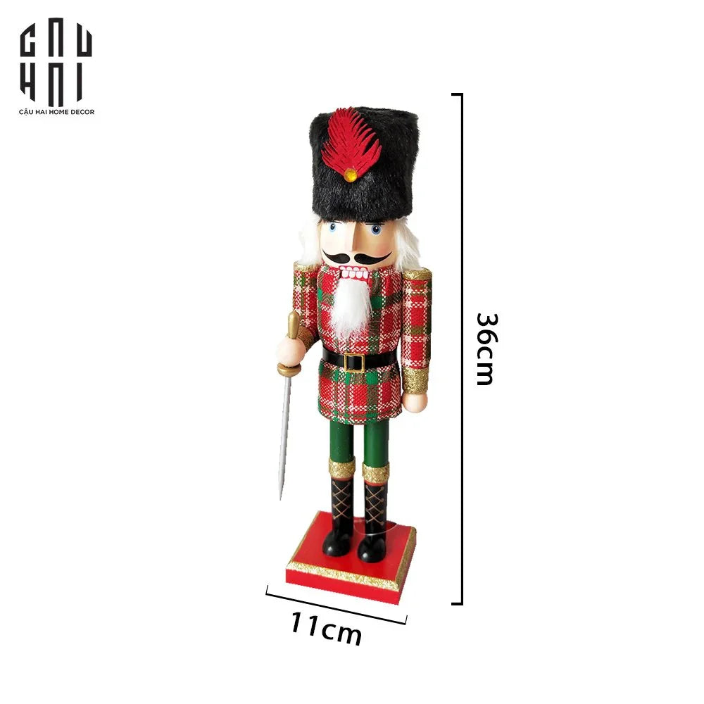 TƯỢNG CHÚ LÍNH CHÌ - NUTCRACKER 36CM SWORD-CẬU HAI HOME DECOR