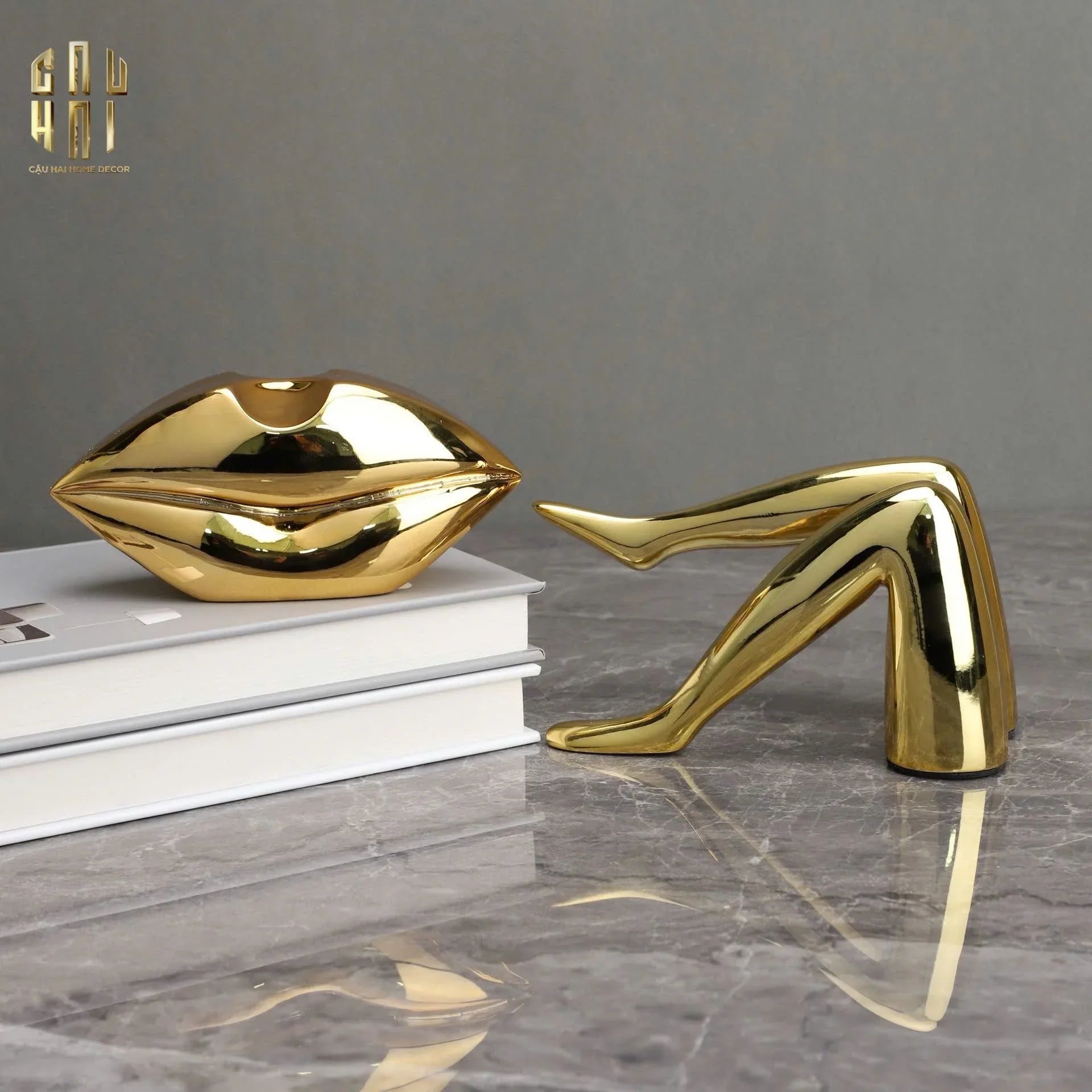 Tượng Đôi Môi Vàng - Gilded Grace Lips-CẬU HAI HOME DECOR