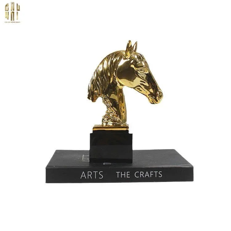 TƯỢNG GILDED CHEVAL - BLACK MARBLE FW25-CẬU HAI HOME DECOR