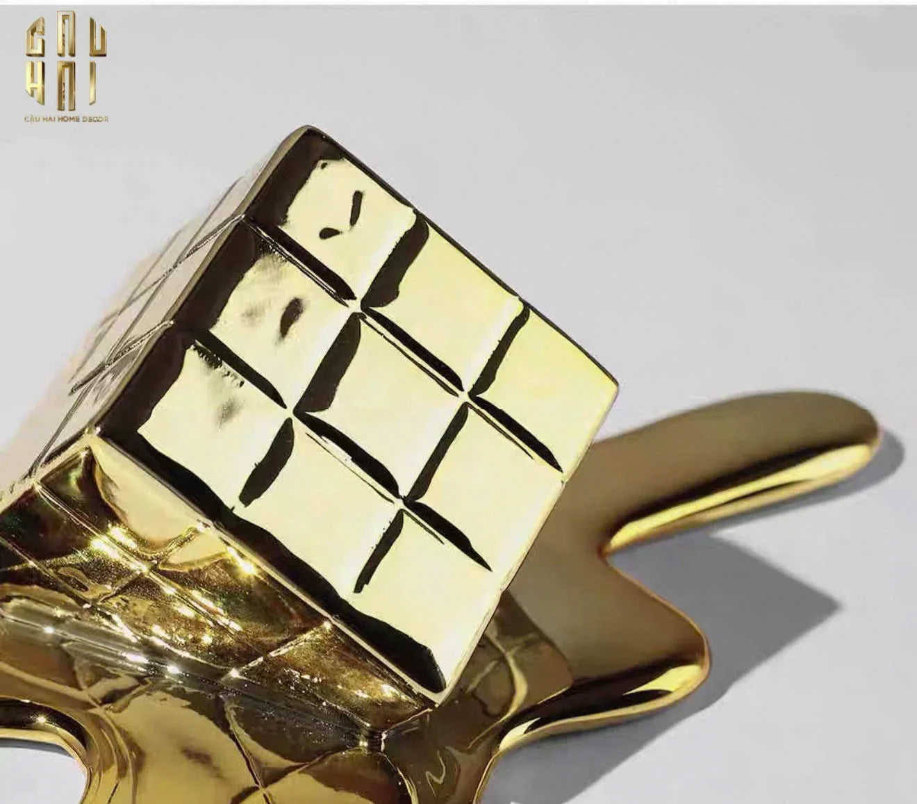 TƯỢNG GILDED MELTING RUPIK FW25-CẬU HAI HOME DECOR