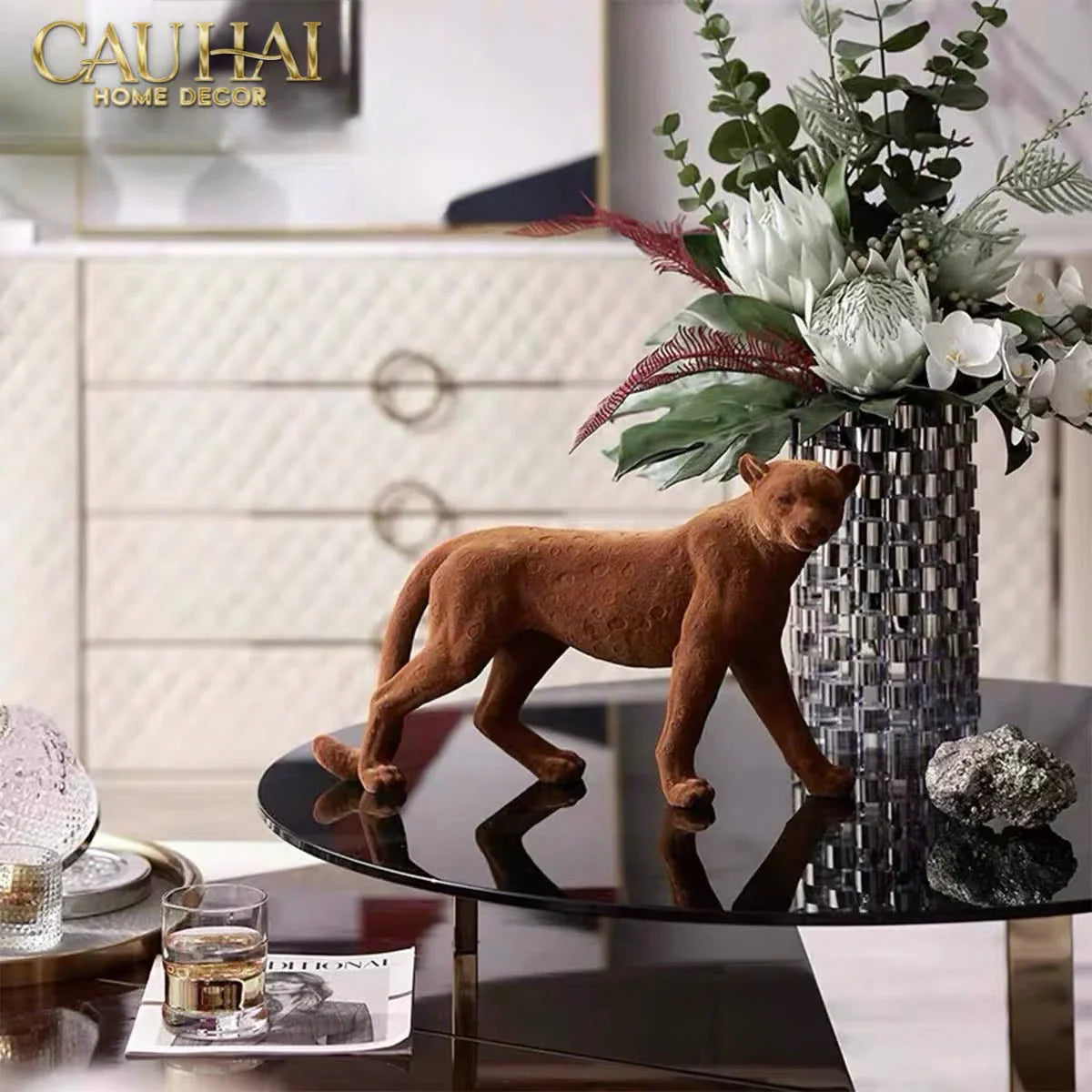 TƯỢNG MAJESTIC LEOPARD-CẬU HAI HOME DECOR
