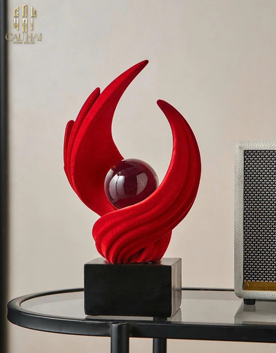 Tượng Nhung Đỏ Eternal Flame Red Velvet 16x12x27.5-CẬU HAI HOME DECOR