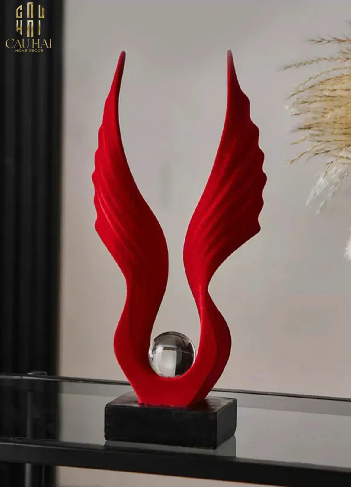TƯỢNG NHUNG ĐỎ SCARLET WINGS FW25-CẬU HAI HOME DECOR