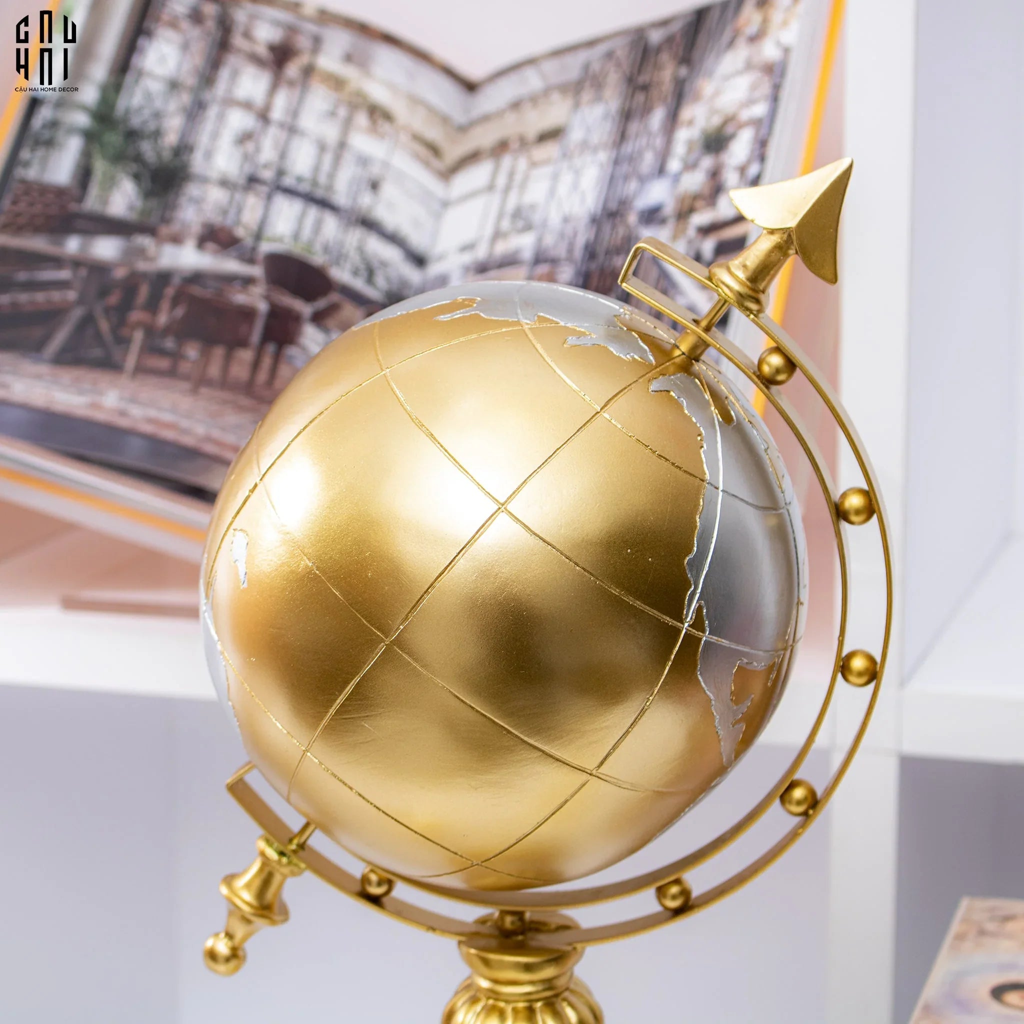 Tượng Quả Địa Cầu Golden Woody Planet Ss25-CẬU HAI HOME DECOR