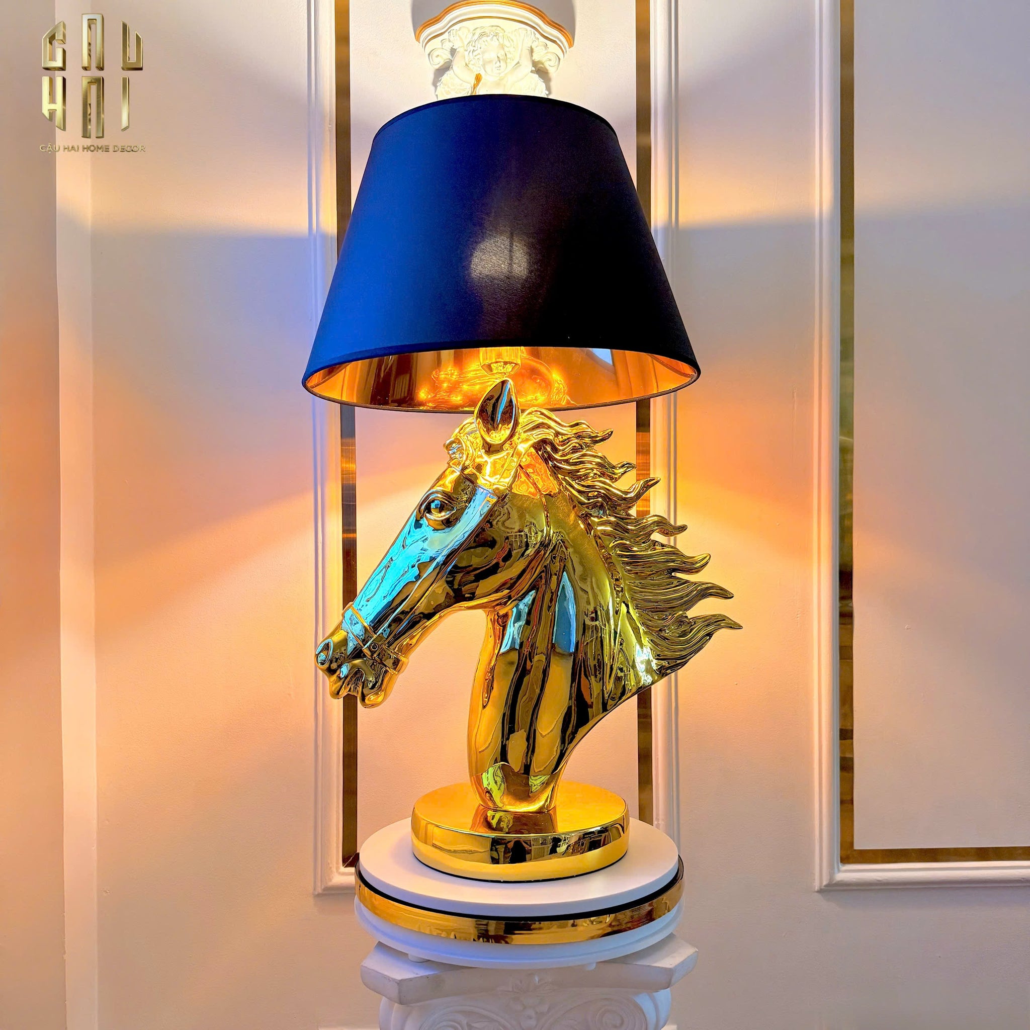 VILLA SONATA - ĐÈN NGỦ BÀN CAVALLIERE D'OR-CẬU HAI HOME DECOR