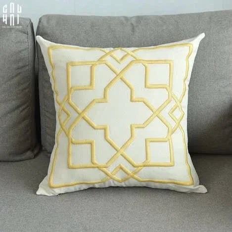 Vỏ Gối Canvas Thêu 3D Mustard Lattice Trellis 45-CẬU HAI HOME DECOR