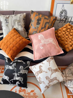 Vỏ Gối Jacquard White Silk Gallop 50x50-CẬU HAI HOME DECOR