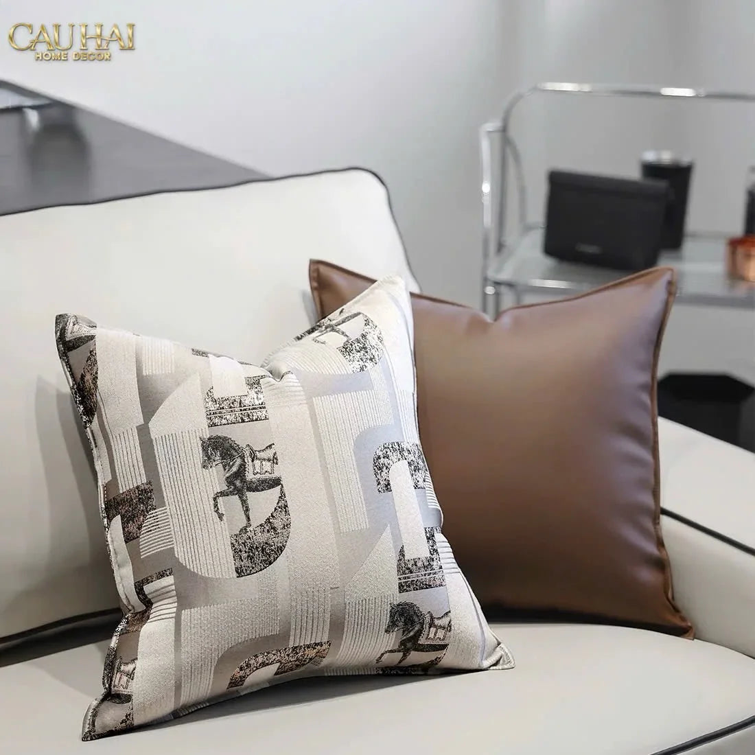 Vỏ Gối Jacquard White Silk Gallop 50x50-CẬU HAI HOME DECOR
