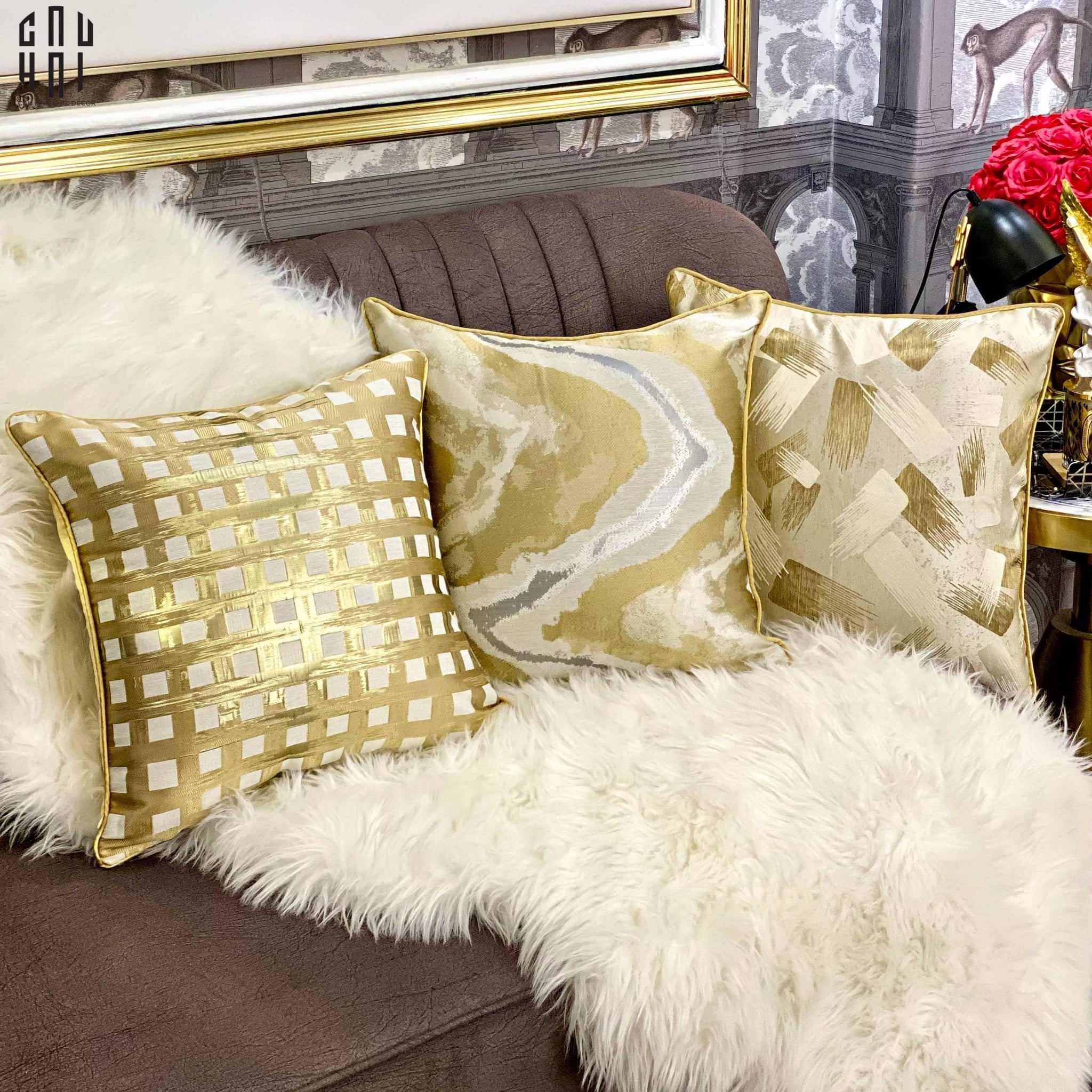 Vỏ Gối Lụa Jacquard Gold Fountain 45.-CẬU HAI HOME DECOR