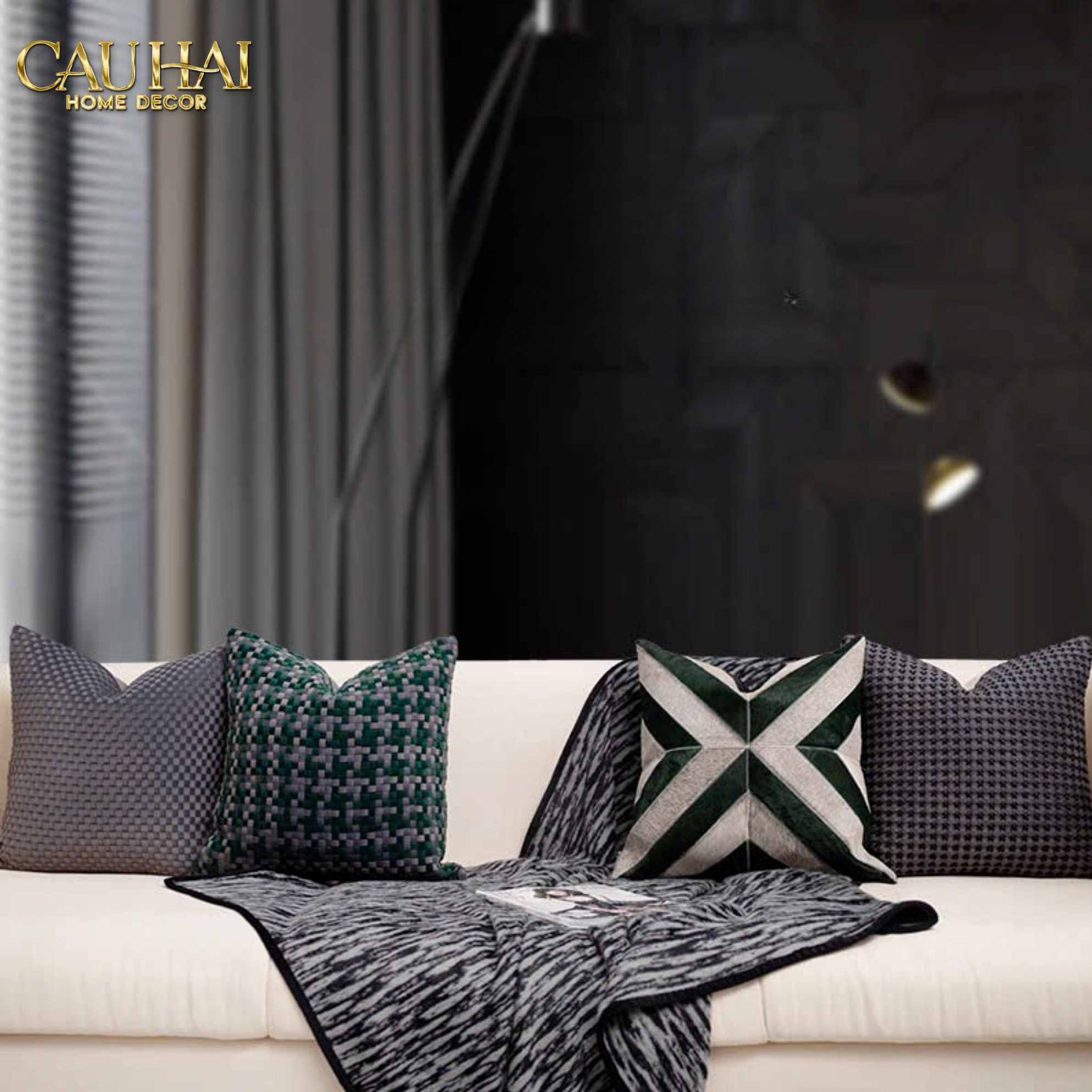 HOME COUTURE - VỎ GỐI NHUNG CHEVRON PATCHWORK 45-CẬU HAI HOME DECOR