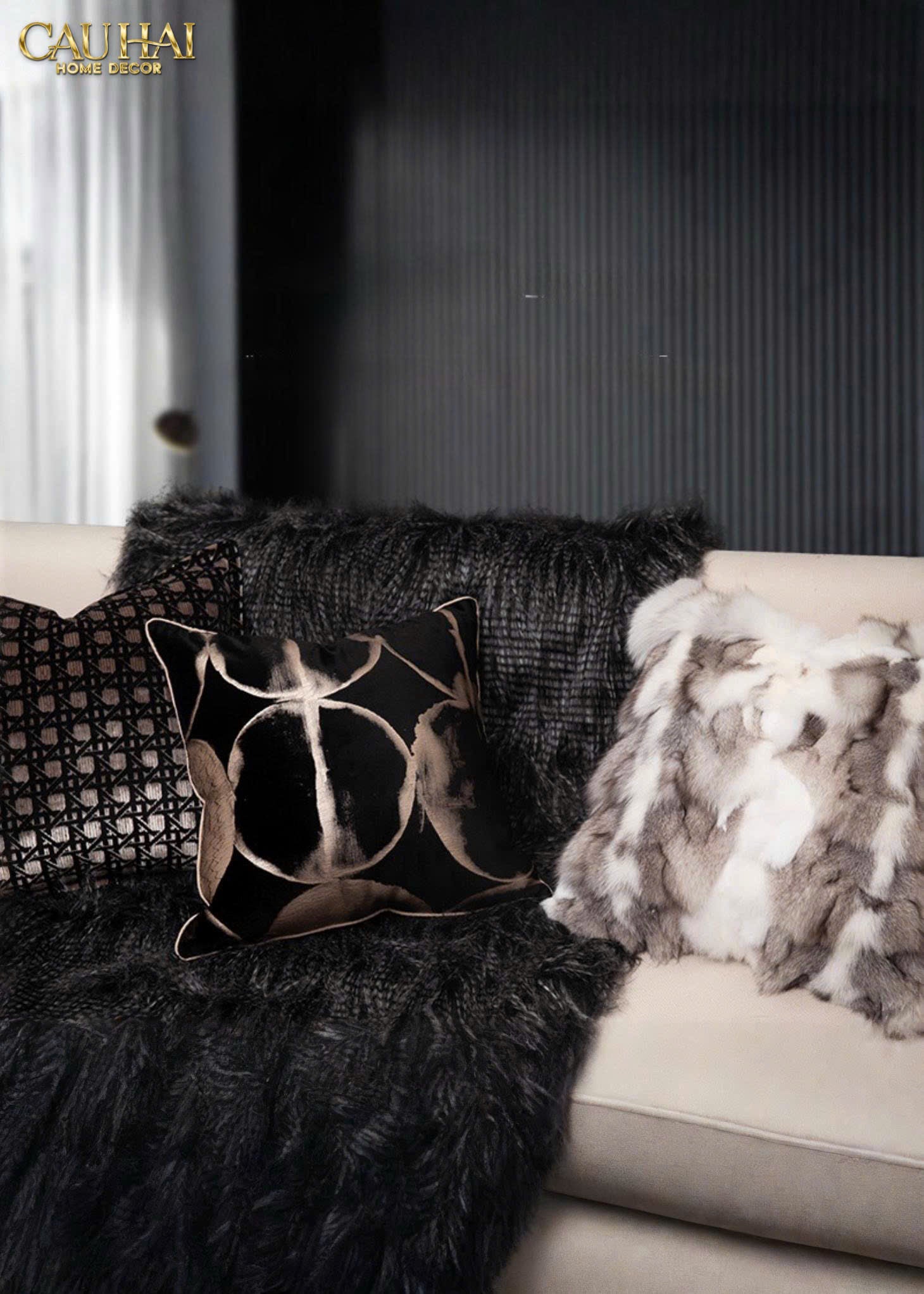 VỎ GỐI NHUNG AURUM FOIL STAMP 45-CẬU HAI HOME DECOR