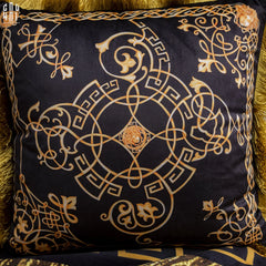 Vỏ Gối Nhung Chenille V Class Medusa Imperial Noir Gold Barocco Scrollwork 45-CẬU HAI HOME DECOR