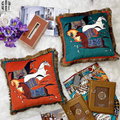 Vỏ Gối Nhung Équestre Running Stallion 45. - Jade-CẬU HAI HOME DECOR