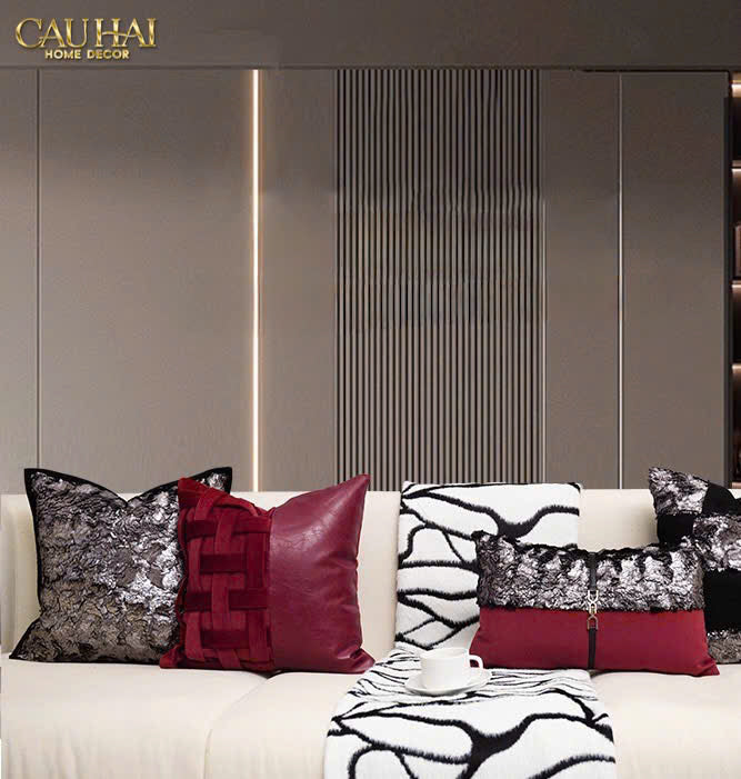 VỎ GỐI NHUNG LEATHER BORDEAUX WOVEN MISTLETOE 45-CẬU HAI HOME DECOR