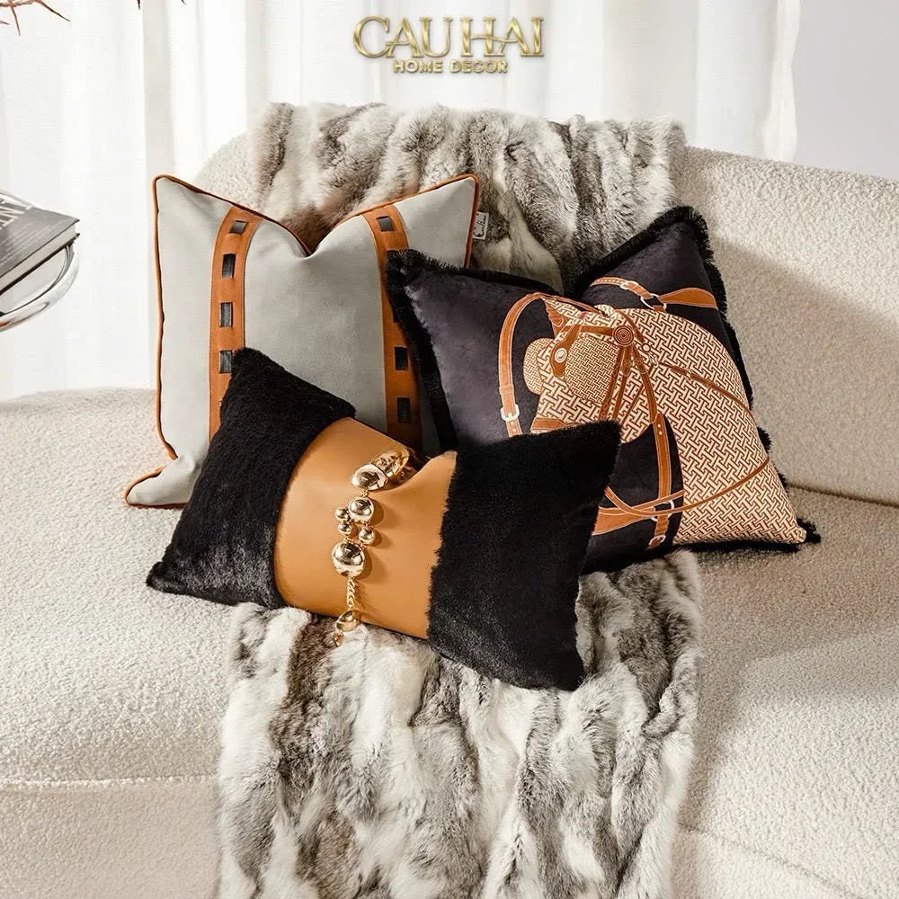 Vỏ Gối Nhung Nocturne Équestre Leather Harness 45-CẬU HAI HOME DECOR
