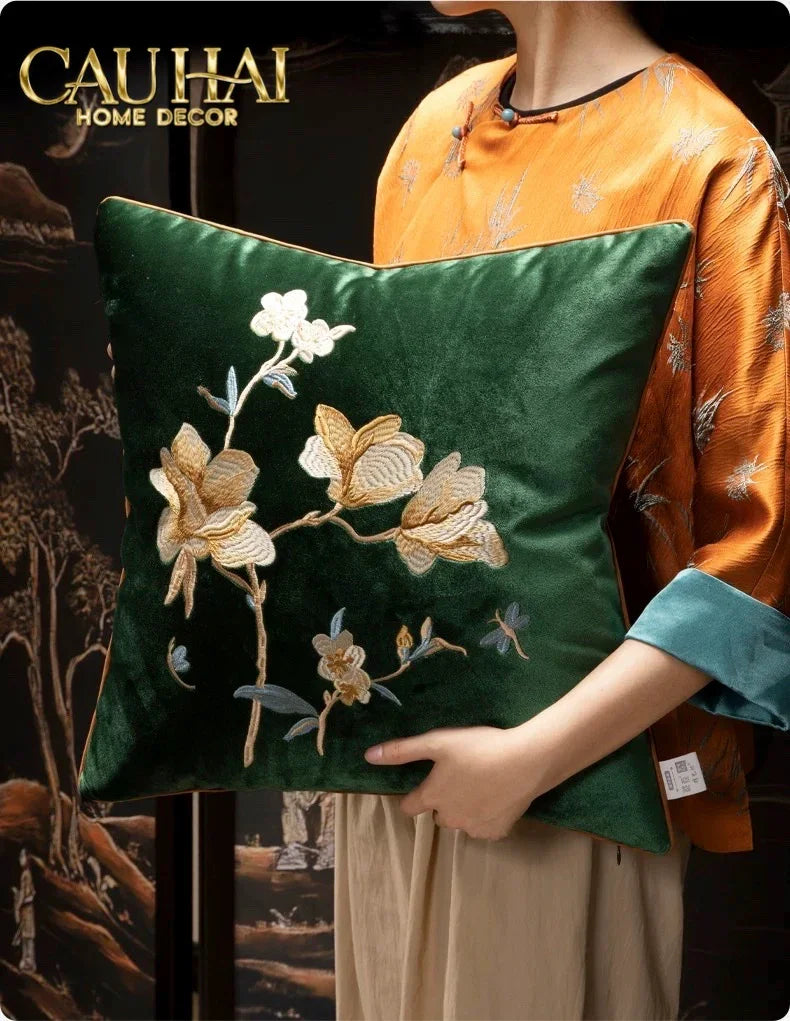 Vỏ Gối Nhung Thêu Mộc Lan Hoa 45x45-CẬU HAI HOME DECOR
