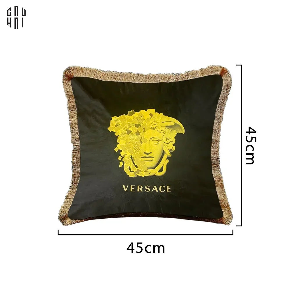 Vỏ Gối Nhung V Class Signature Medusa Hypnotic Eyes 45.-CẬU HAI HOME DECOR