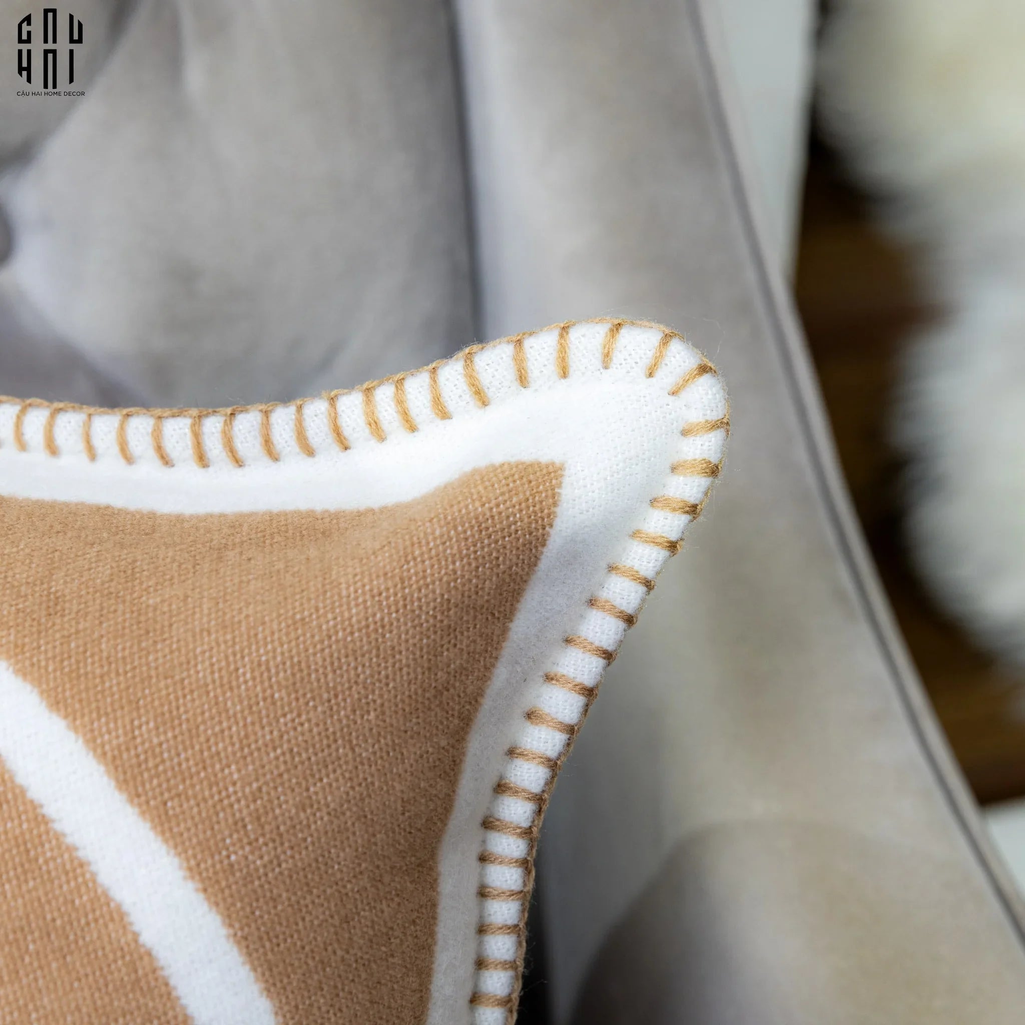 Vỏ Gối Tweed Coco 45. - Beige-CẬU HAI HOME DECOR
