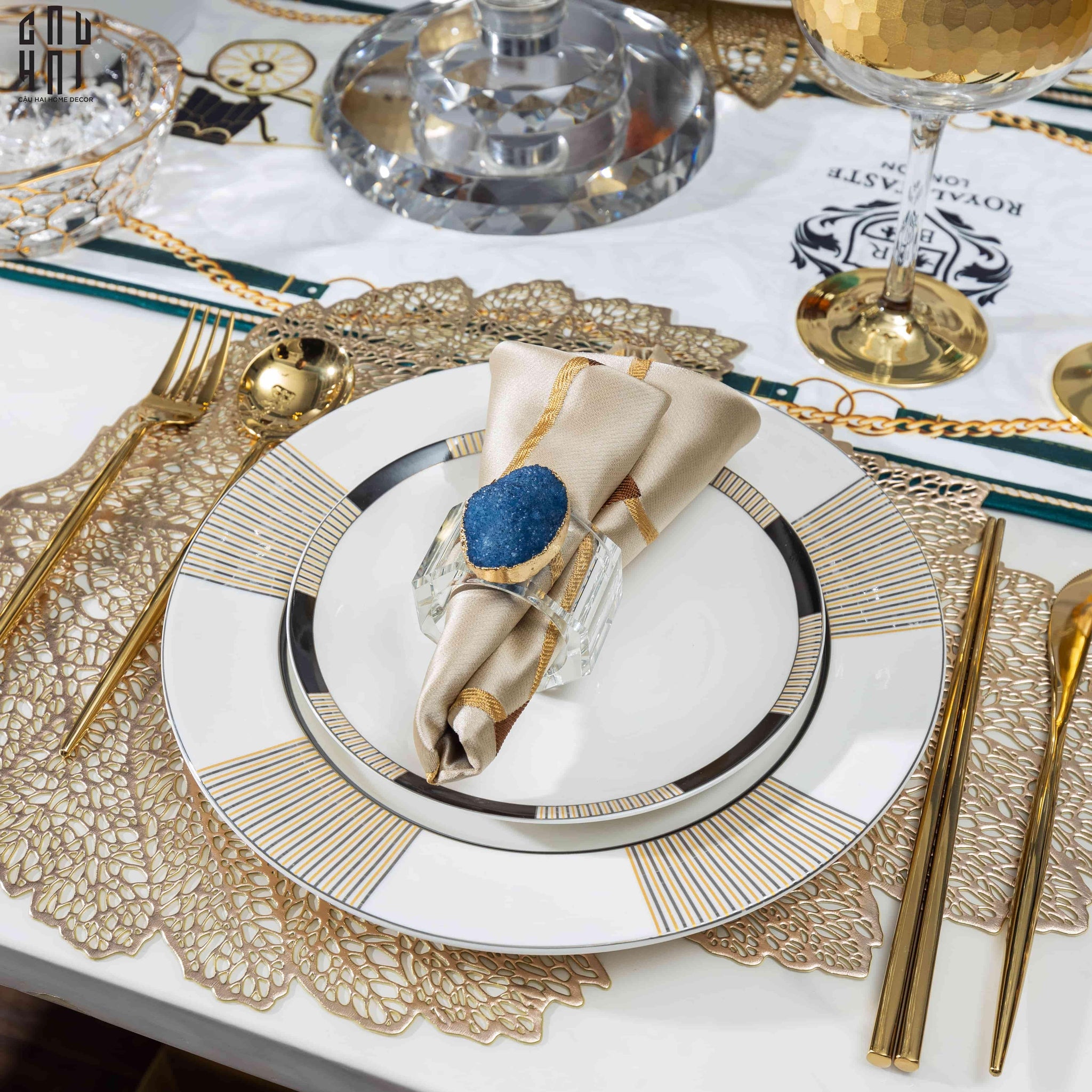 VÒNG KHĂN ĂN - NAPKIN RING CRYSTAL QUARTZ-CẬU HAI HOME DECOR