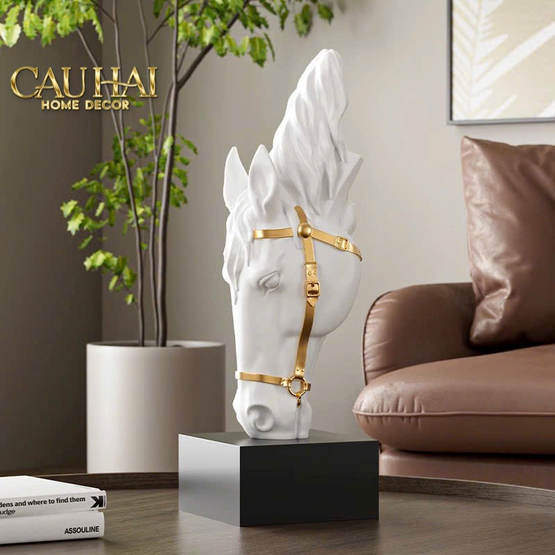 Maison Couture – Tượng Đầu Ngựa Tête de Cheval Atelier Harness Plaster White  Vessel 28